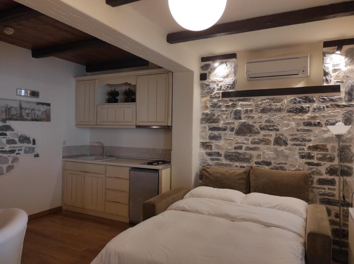 Prasino - Galazio Aparthotel Mourésion Exteriör bild